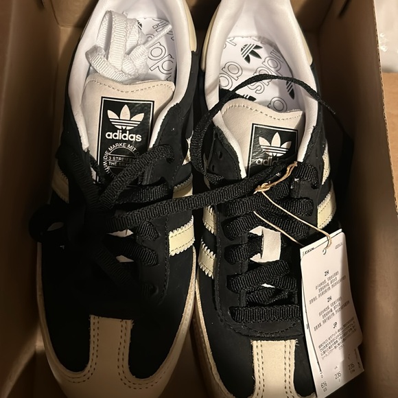 BRAND NEW SAMBA OG W size 6.5 - Picture 3 of 5